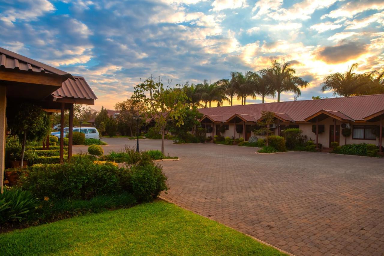 Shakespeare Court Serviced Apartments Lusaka Bagian luar foto